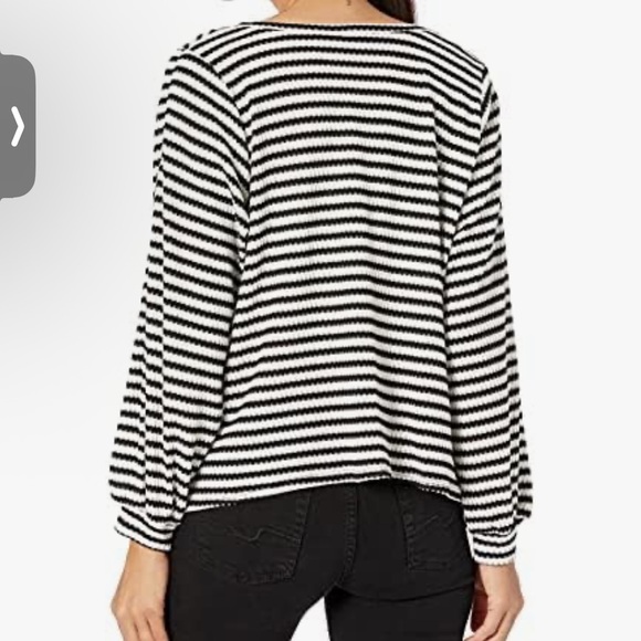 Jessica Simpson Black and White Chevron Blouse - Picture 2 of 7